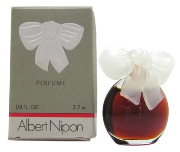 Albert Nipon - Albert Nipon