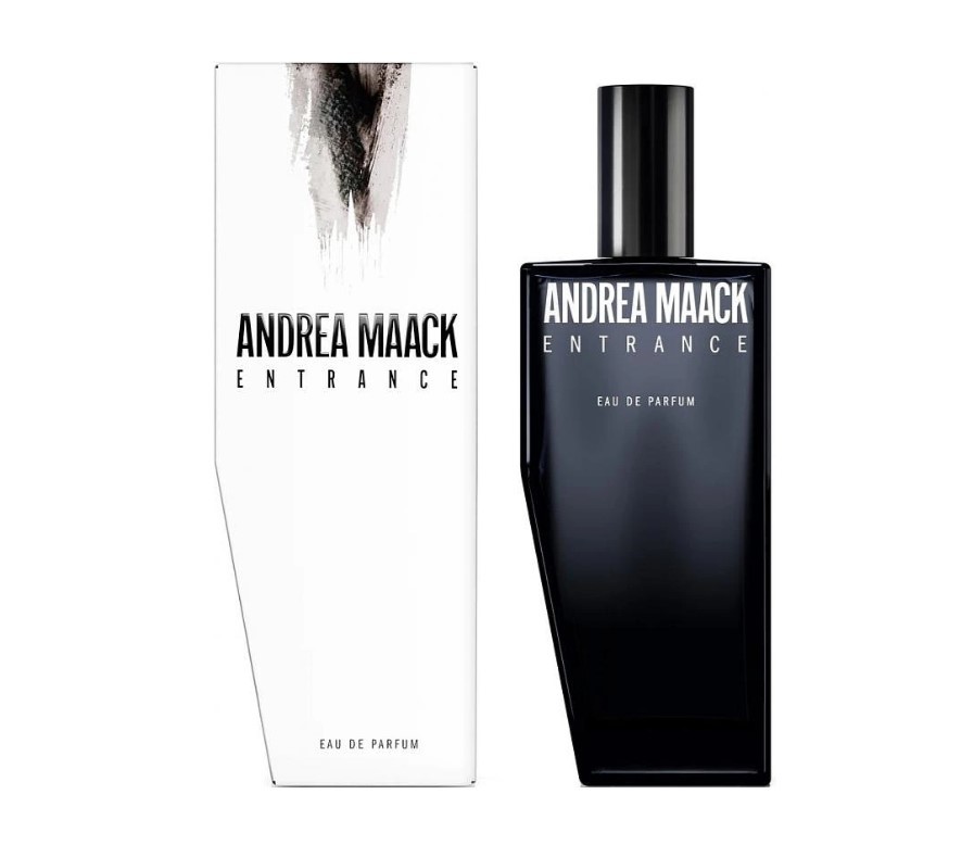 Andrea Maack - Entrance